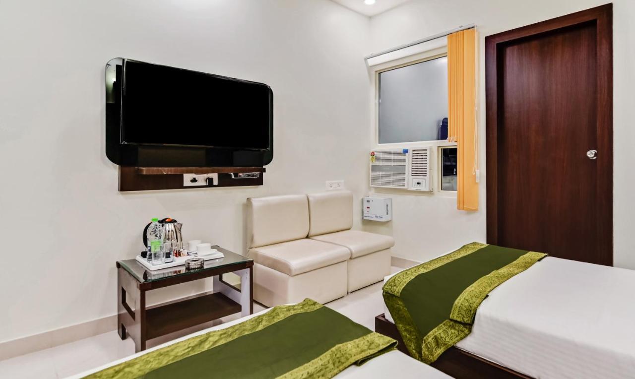 Treebo Resto- Near Lucknow Railway Station Hotel Exterior foto